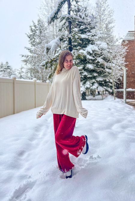 Cute and comfy winter outfit | slouchy sweatshirt with built in bra | pajama bottoms that pass for regular pants | white snow boots

#LTKSeasonal #LTKfindsunder100 #LTKstyletip