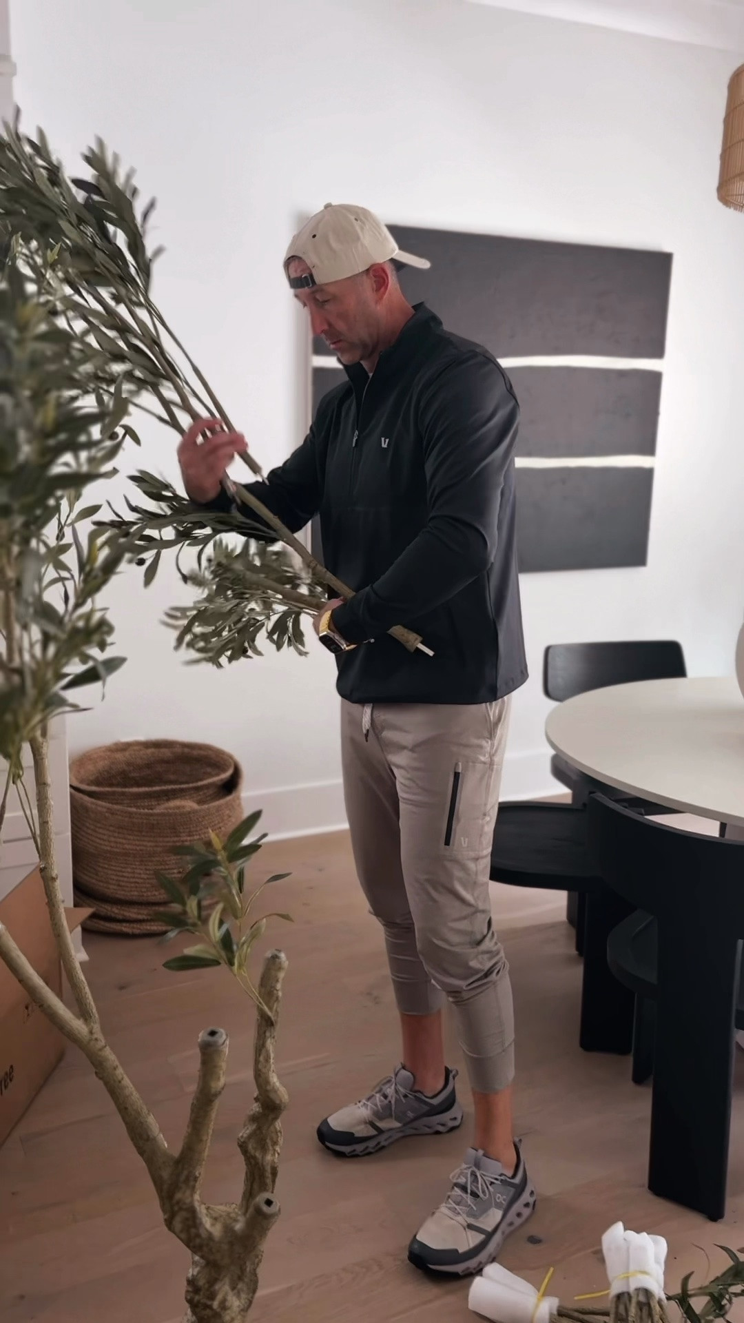 best faux olive tree i’ve ever seen // best mens joggers in softest material

#LTKOver40 #LTKHome #LTKMens