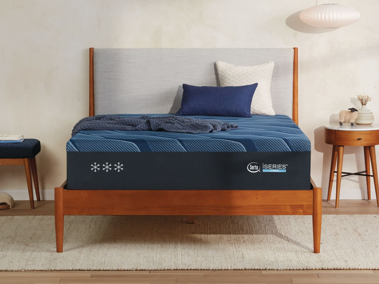 Serta iSeries® 2.0 Hybrid 3000 13.5" Medium Mattress | MattressFirm | Mattress Firm