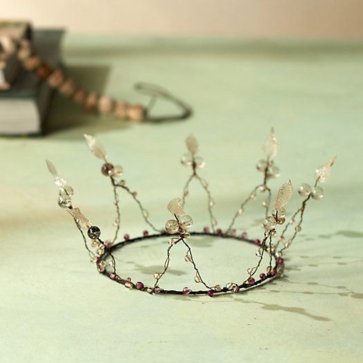 Leaf Tipped Beaded Crown | Terrain