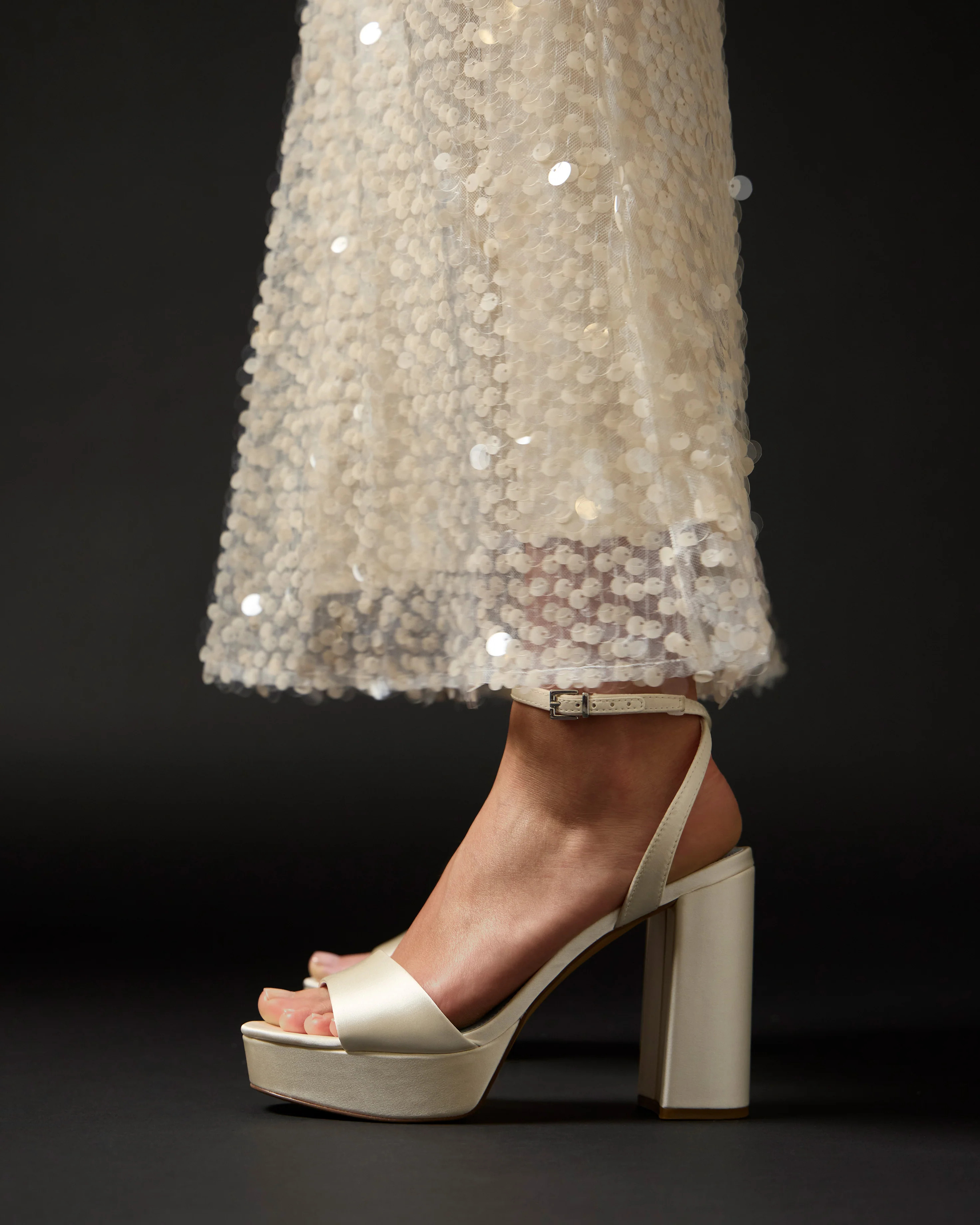 Pendry Platform Sandal | Vince Camuto