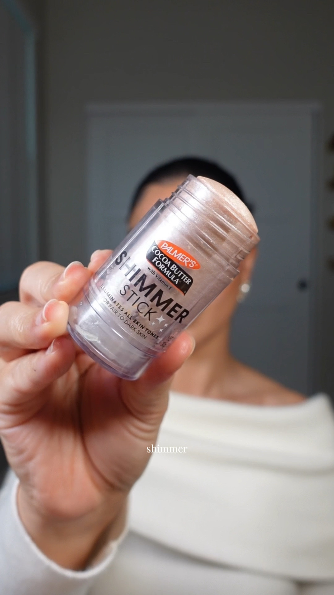 Winter glow 

#LTKBeauty #LTKHoliday #LTKootd