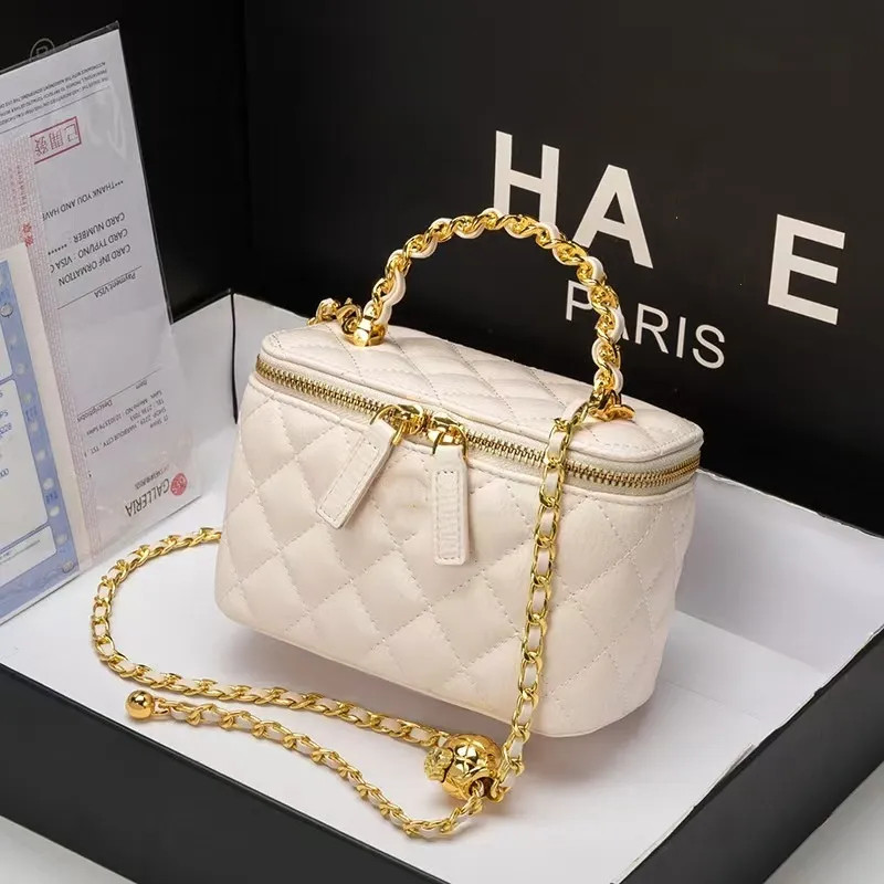 Save Big on Bulk Parisian Crossbody Bag The 2025 New Parisian Designer Women's CC Single Sho... | DHGate