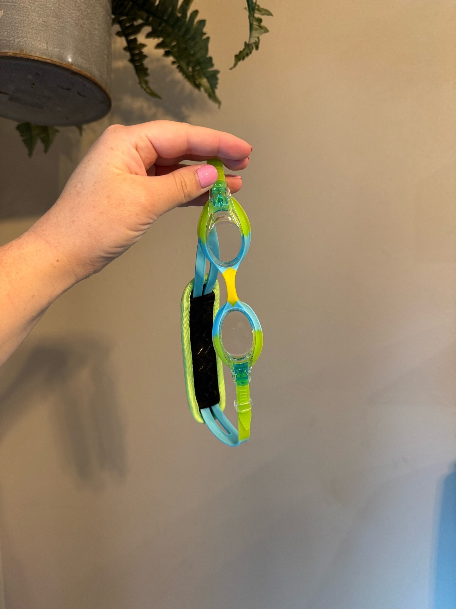 Toddler swim goggles!

#LTKSeasonal #LTKKids #LTKSwim