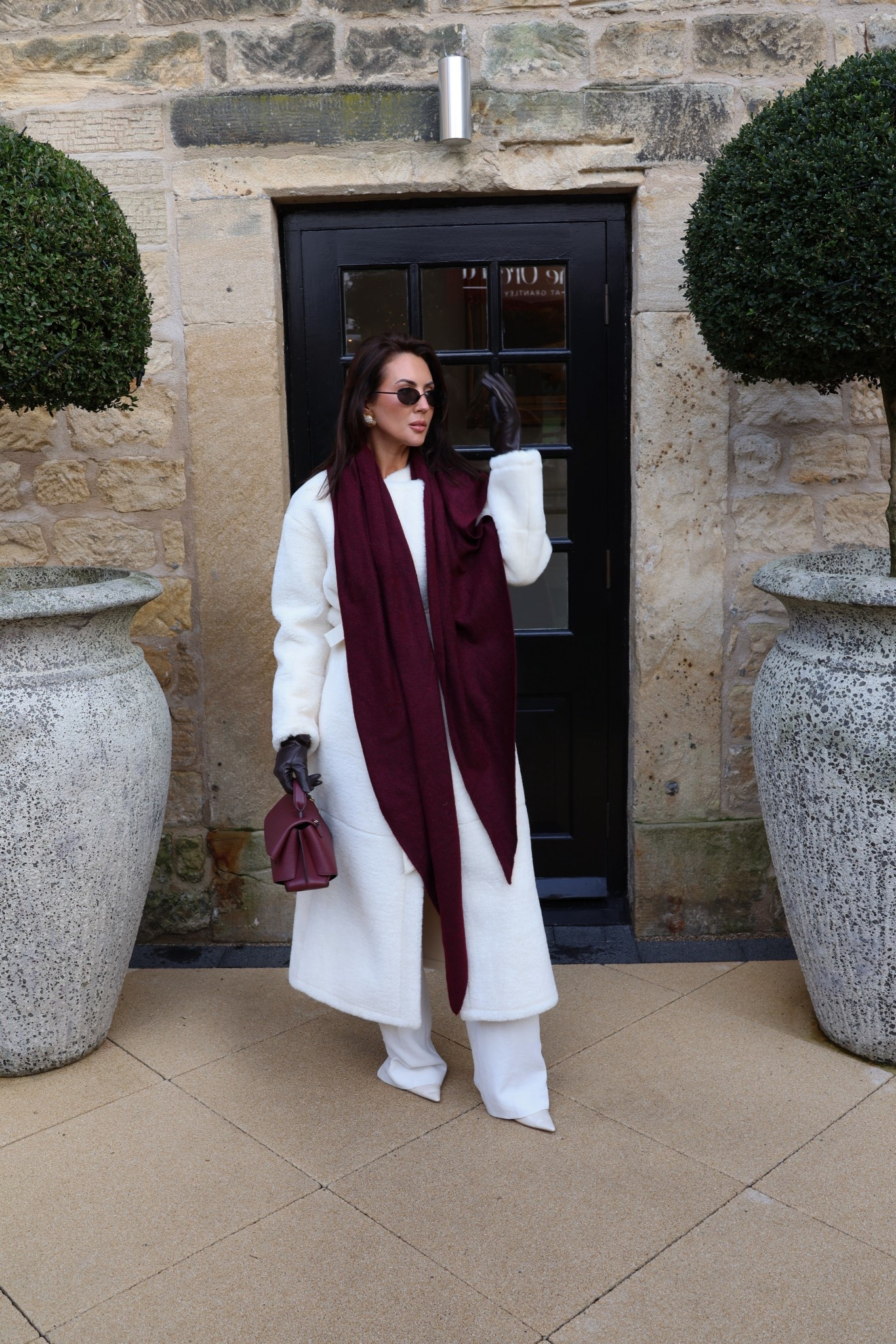 A neutral winter ..


Winter coat neutral outfit winter outfits white coat white trousers winter fashion winter styling classy outfits 

#LTKwinter #LTKworkwear #LTKstyletip