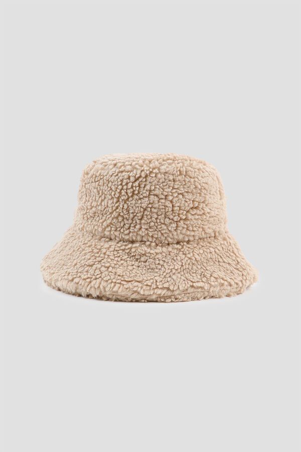 Beige Sherpa Bucket Hat | Ardene