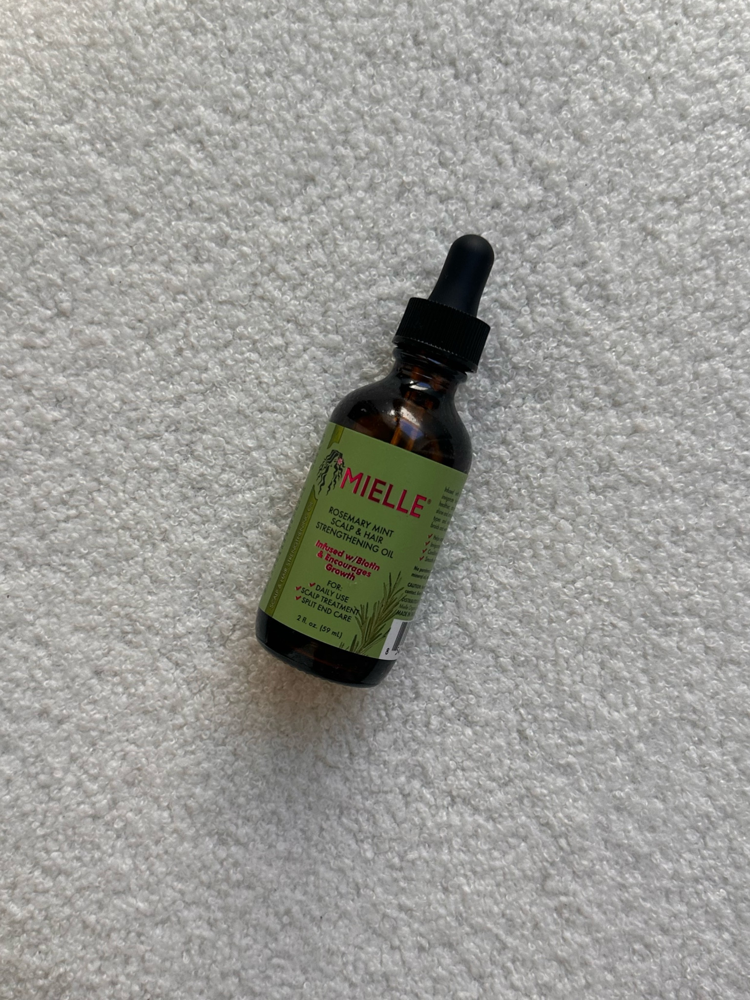 Oiling my hair 3 days a week for growth 💚

#LTKaustralia #LTKSeasonal #LTKbeauty