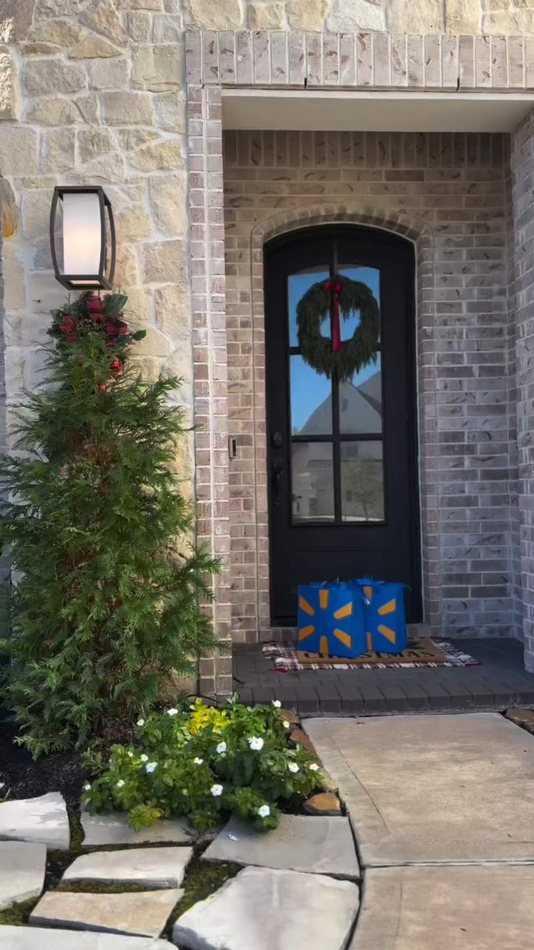 Comment GIFT and I’ll send you the items seen here! #walmartpartner Walmart Express Delivery is coming in clutch on the last weekend before Christmas! I love gifting baskets as you can put so many favorites that the person receiving it will love! 

#walmart #giftbasket #christmas2025 @walmart @shopltk #liketkit