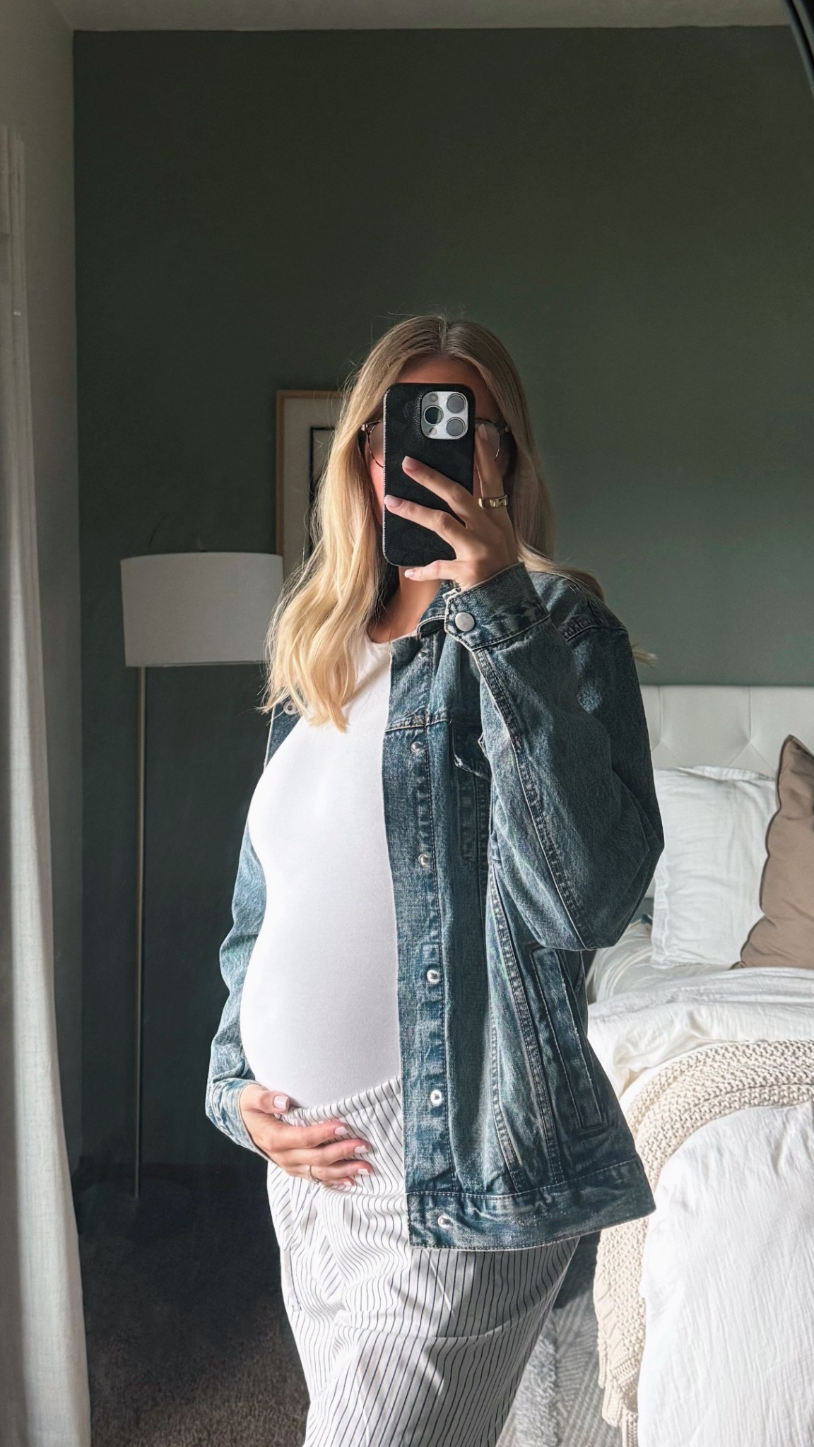 Bump friendly outfit! 🤍🫶🏻

#LTKBump #LTKFamily #LTKBaby