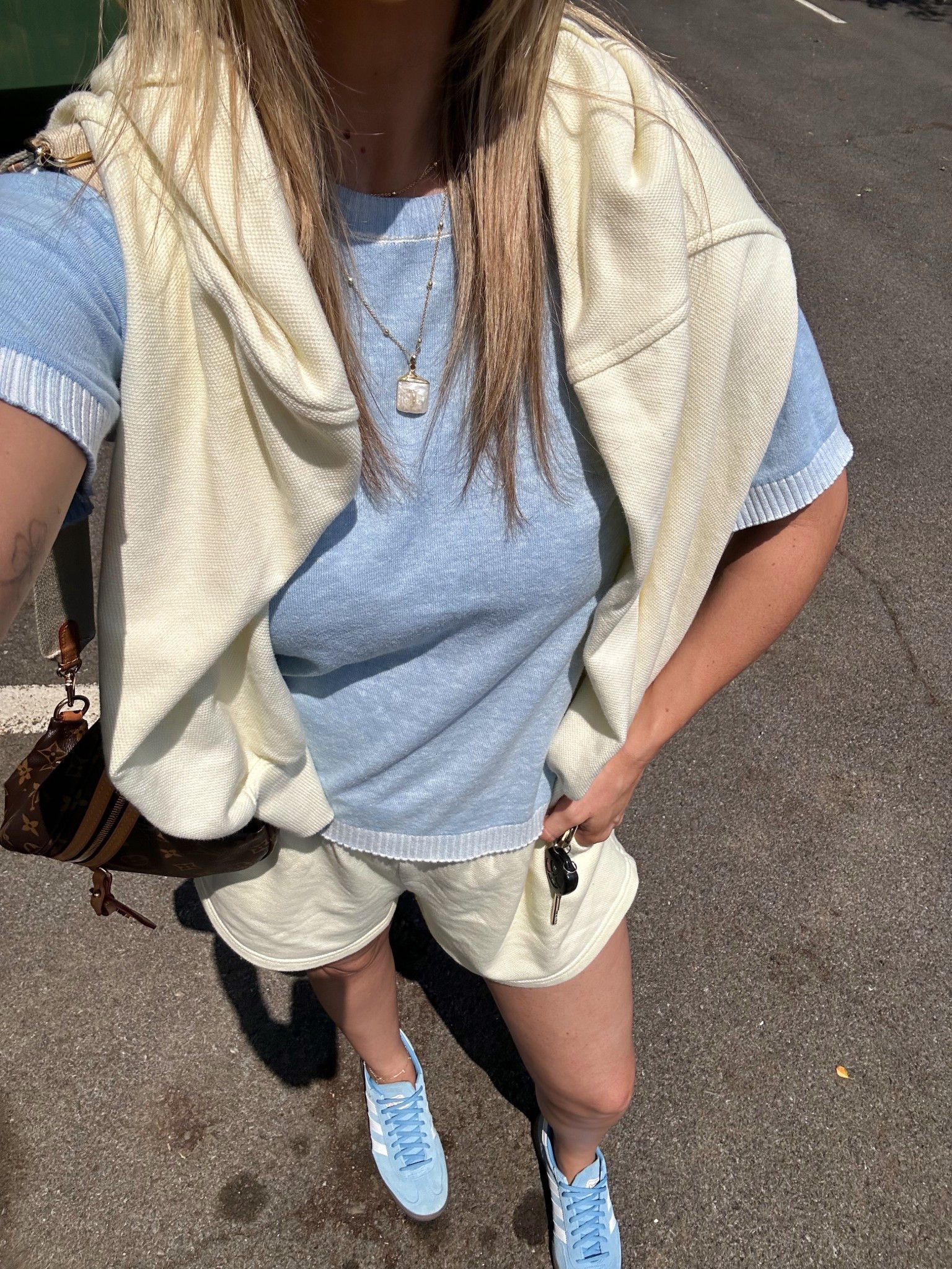 Exact aerie pieces are sold out 🤦🏼‍♀️ but I liked lots of similar in the same color!
Tshirt is from Charlie B

Yellow set
Blue and yellow
Lounge set

#LTKmomlife #LTKBump