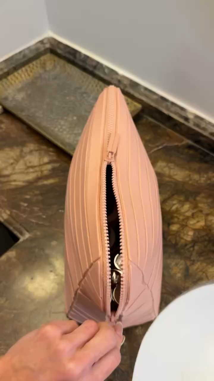 My favorite makeup bag! I love that it’s wipeable

#LTKmomlife #LTKselfcare #LTKdayinmylife