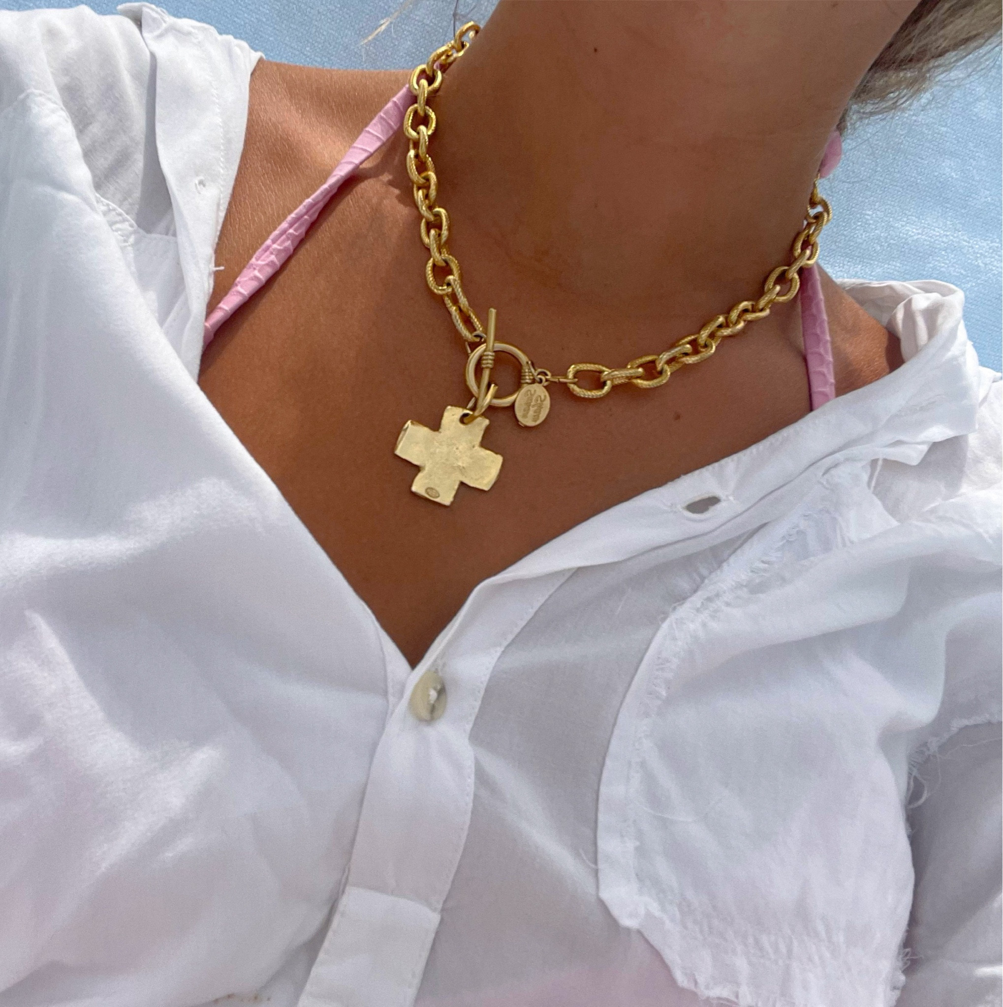 The besttt necklace every!! I feel like I’m wearing this everyday!