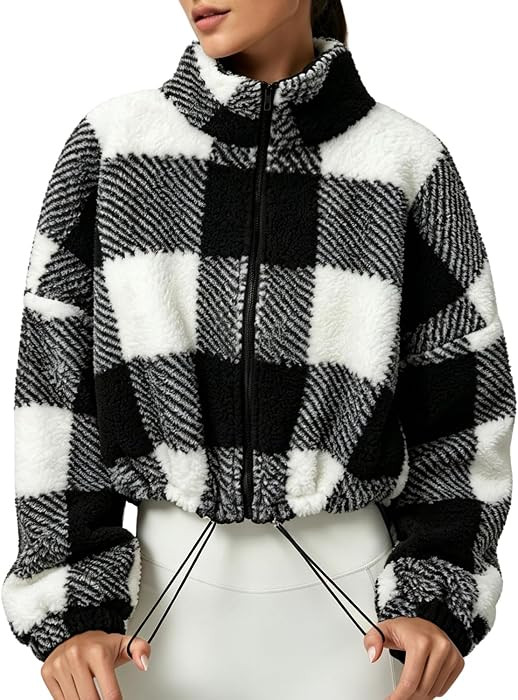 QINSEN Women's Full Zip Fleece Short Jacket Warm Winter Long Sleeve Stand Collar Sherpa Crop Coat | Amazon (US)