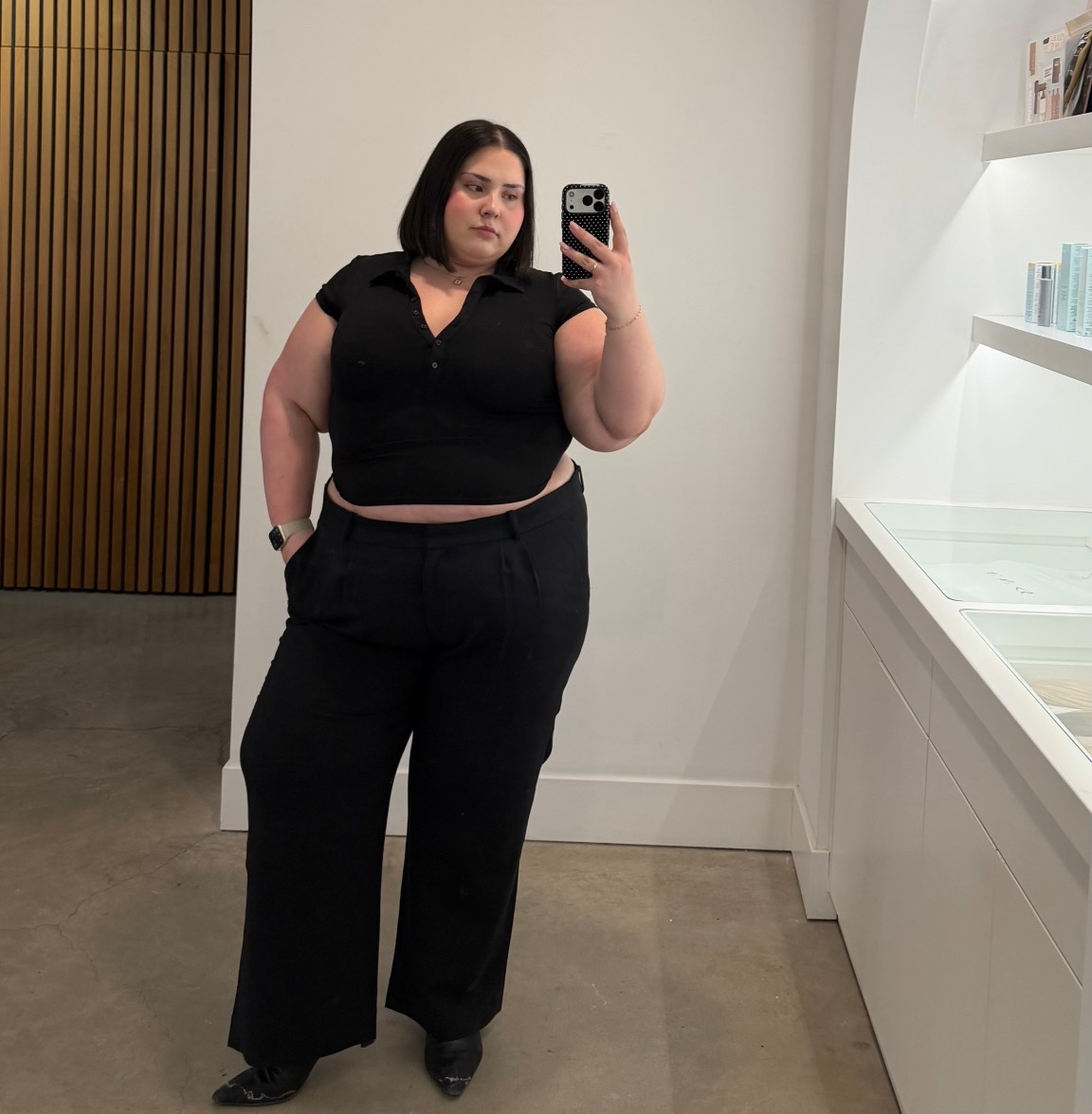 Easy all-black outfit I always feel good in 🖤
Wearing size XL in the top and 24 in the pants for reference.

#LTKcanada #LTKplussize #LTKworkwear