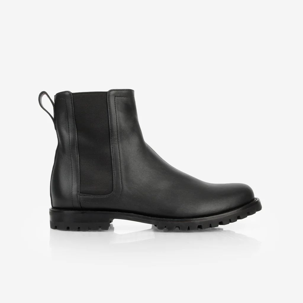 The On Tread Chelsea Boot Black Water Resistant | Poppy Barley
