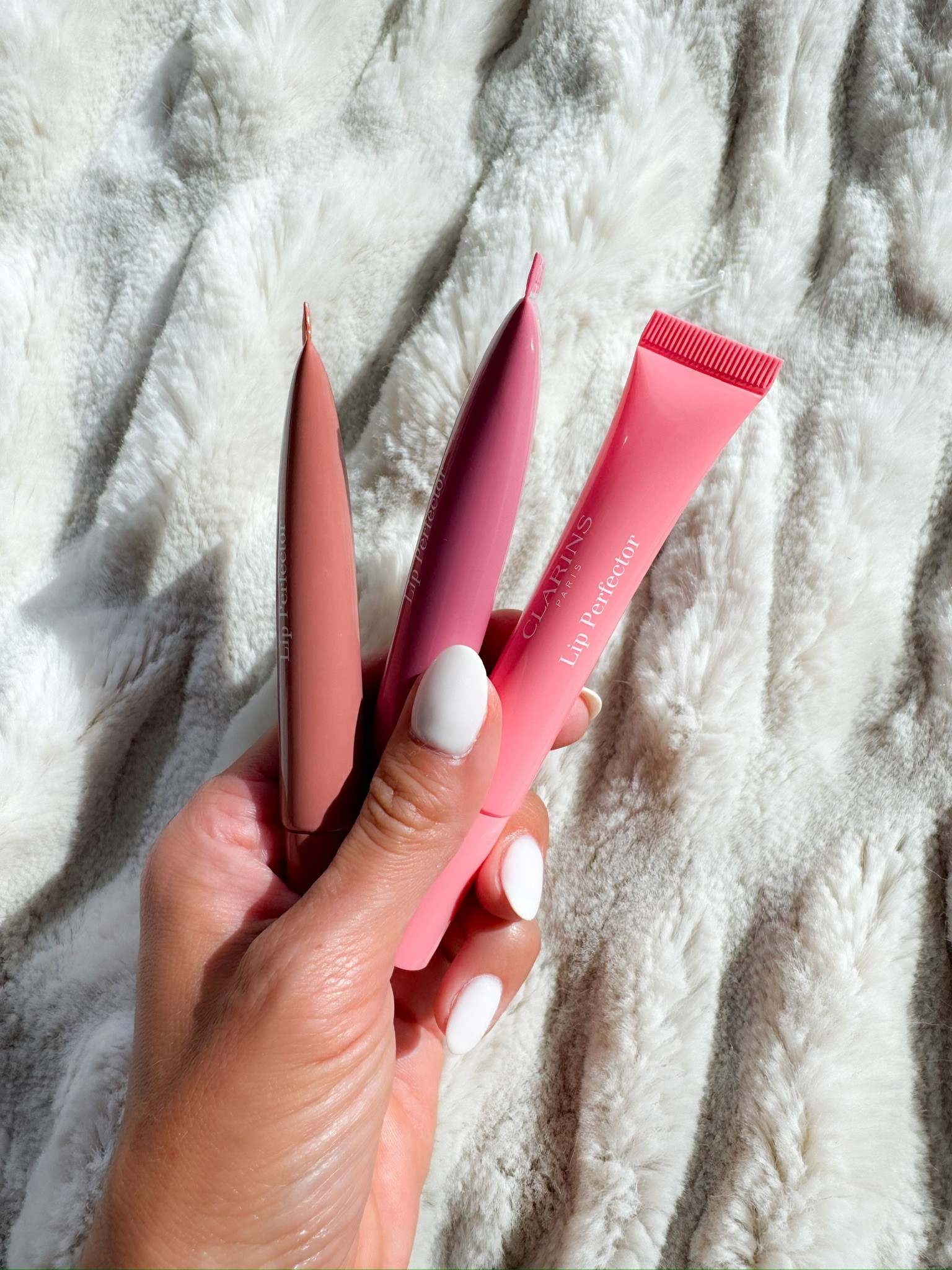 Women's everyday must haves makeup beauty products lip gloss mom approved elevated skin care Annabrstyle 

#LTKOver40 #LTKBeauty #LTKmomlife