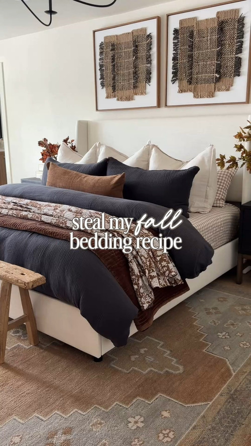This might be my favorite fall bedding combination yet.