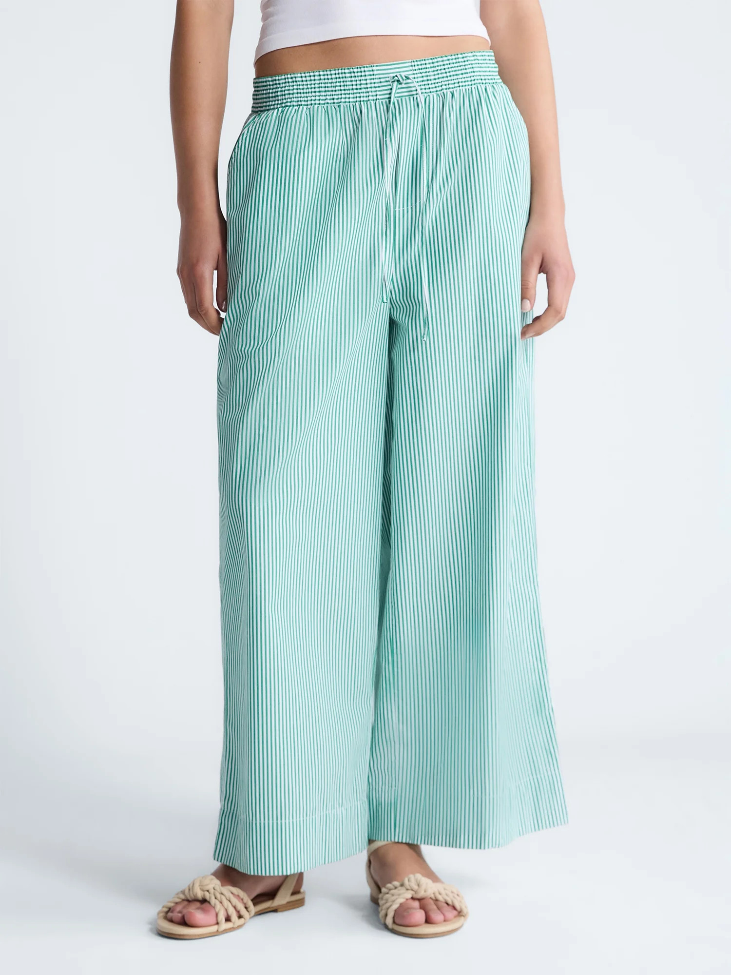 Free Assembly Women's and Women's Plus Cotton Poplin Cropped Wide Leg Pants, 26" Inseam, Sizes XS... | Walmart (US)