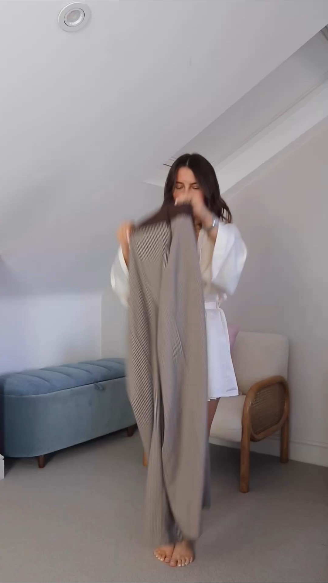 Cheltenham Festival Champion Day 🐻🐎 Boots & Fedora are Fairfax & Favor. Coord I’m wearing an XS in both and petite trousers 🤭