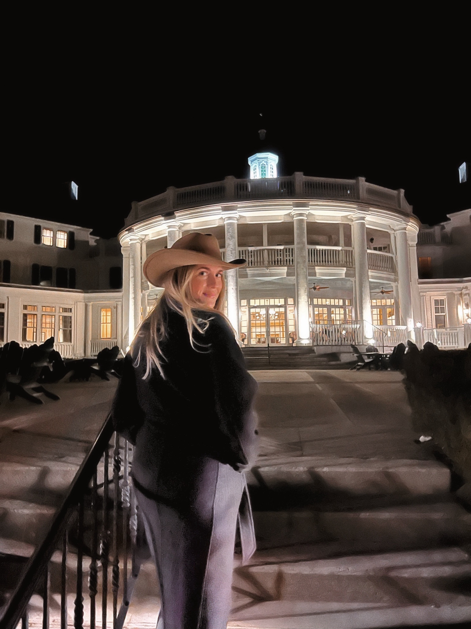 Winter style, AGOLDE, reformation, nyc style, Jackson hole, New York style, winter fashion, Yellowstone 

#LTKSeasonal #LTKMostLoved #LTKstyletip