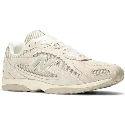 New Balance Gender Inclusive 204L Sneaker in Silver Metallic/Flat Taupe at Nordstrom, Size 10 Women's | Nordstrom
