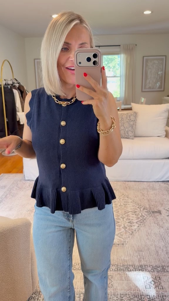 Walmart New Arrivals that seriously look designer!

Fall fashion, fall outfits, Walmart finds, Walmart fashion, petite style, midsize fashion, Walmart denim, fall outfit inspo, date night outfit, loungewear

#LTKMidsize #LTKPetite #LTKSeasonal