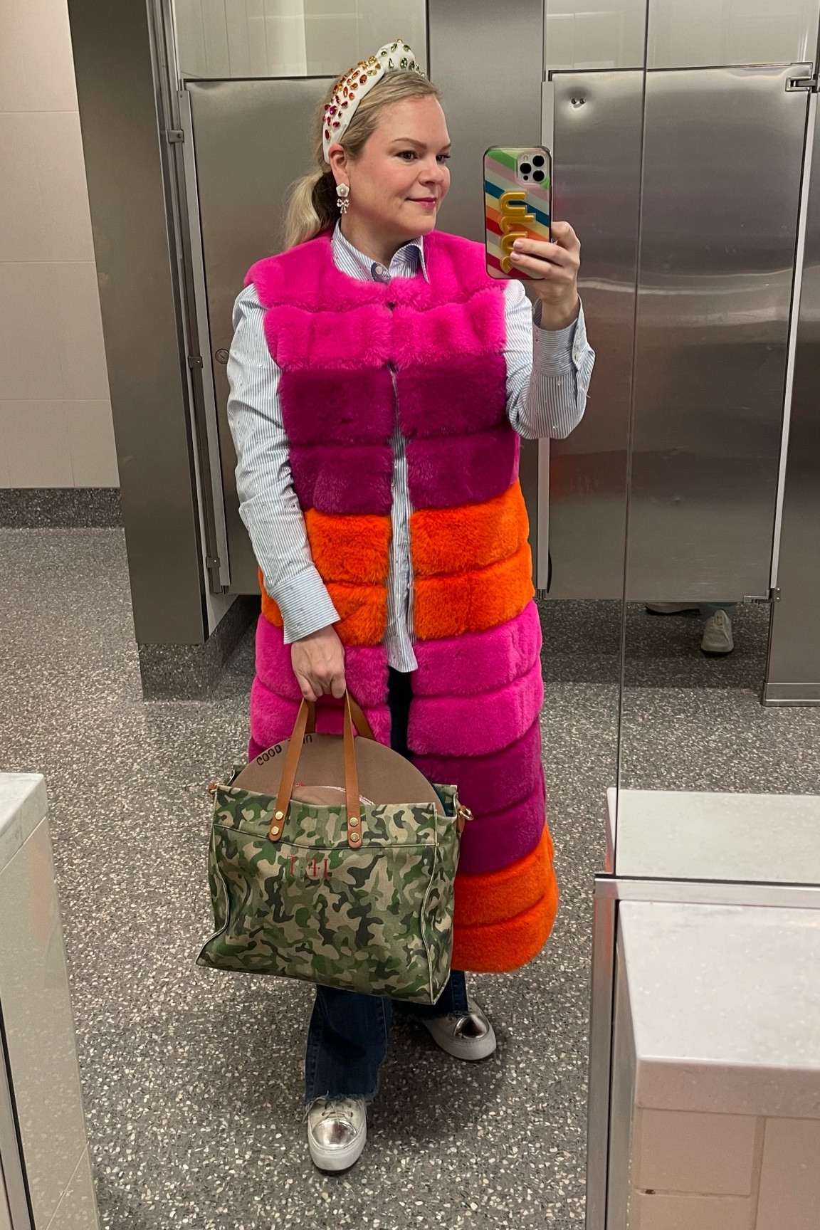 This statement making faux fur vest is sold out, but I found some good options. #ltkover50 #fauxfur

#LTKover40