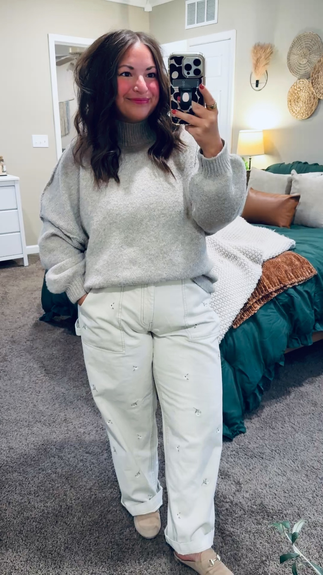 mules: sold out, but linking similar options below!
pants: fit oversized // wearing a 14
sweater: fits oversized // wearing a large 

 

#LTKootd #LTKMidsize #LTKWorkwear