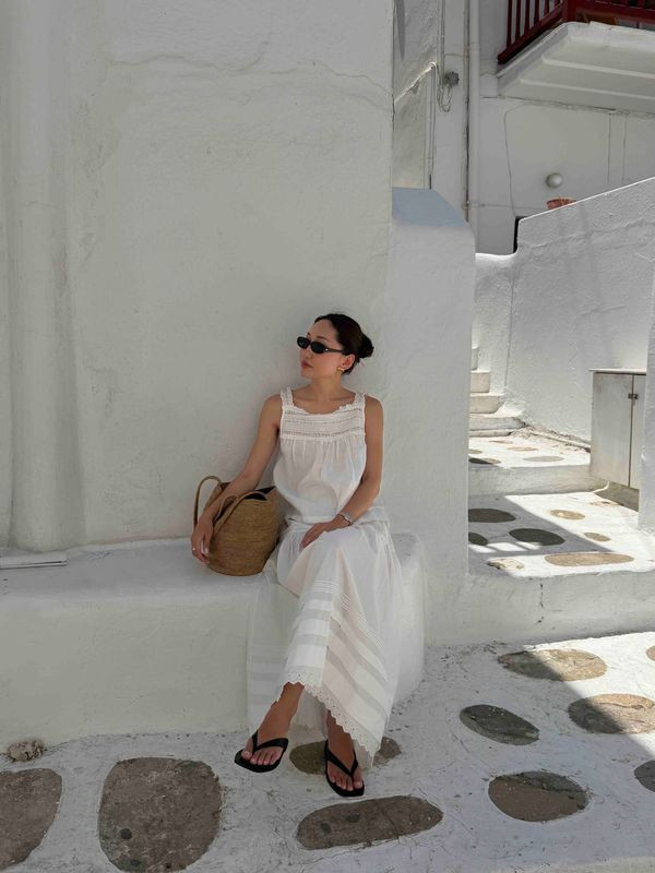 White set from Doen
 

 