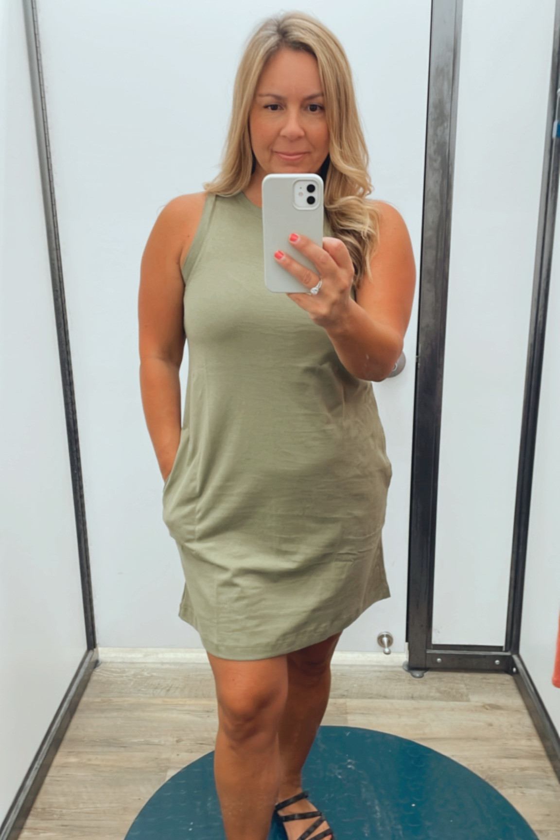 Mini dress, swing dress with pockets wearing a size medium. This color is not available anymore but comes in 4 other colors
Old Navy try on







Midsize fashion, curvy girl, over 40 style, spring dress, vacation dress
#LTKsalealert #ltkfind #ltkunder50

#LTKcurves #LTKSeasonal #LTKtravel