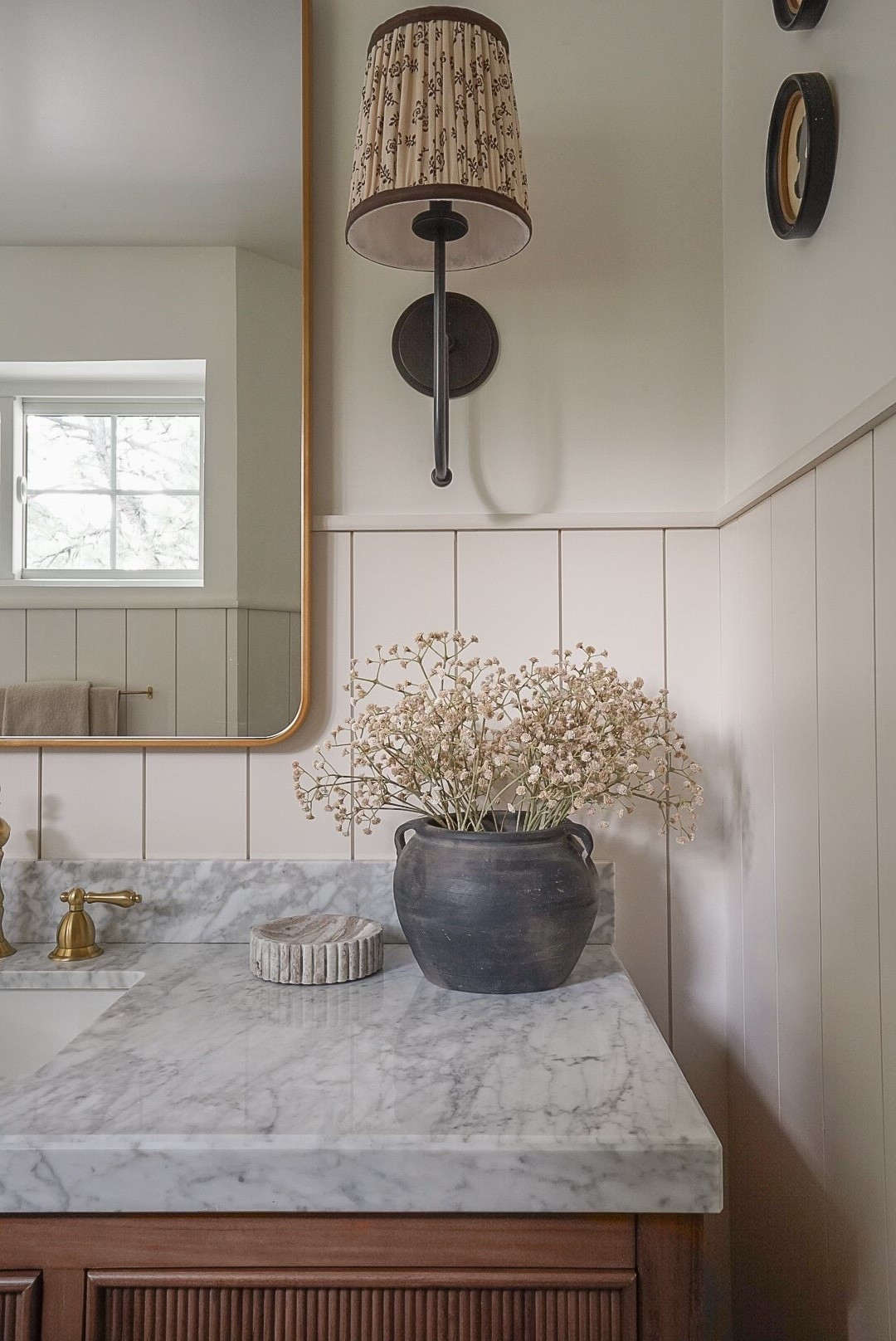 A little modern cottage vibes in this primary bath  

#LTKFindsUnder100 #LTKSaleAlert #LTKHome