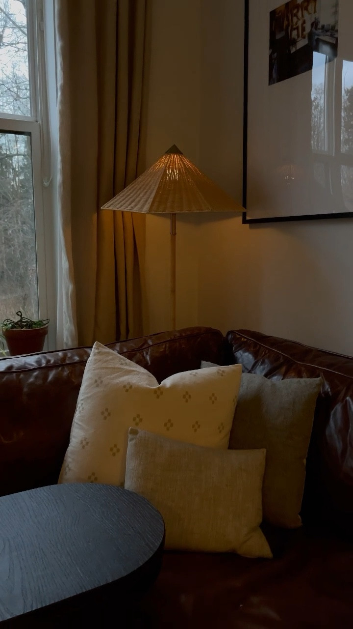 🚨Back in stock!🚨 My @studiomcgee @target lamp is finally back in stock and it’s available right now. Like, right now! 

This rattan floor lamp features a tapered shade, gold hardware, and a wrapped rod.  If you love modern traditional home decor, you’ll love this coastal, California cool floor lamp. 

#studiomcgee #mcgeeandco #target #springdecor #interiordesign #targetstyle #targetfinds #moderntraditional #transitionalhome #transitionalhomedecor #designonadime #targetfind #targetdeals #targetlife #targetlove #targetrun #shoppinghaul #targetrunanddone #targetdoesitagain #targetdecor #targetforthewin #californiacasual #homedecoronabudget #luxforless studio mcgee target. Floor Lamp with Tapered Rattan Shade Brown - Threshold™ designed with Studio McGee. Wicker floor lamp. Rattan floor lamp  

#LTKFind #LTKhome #LTKsalealert