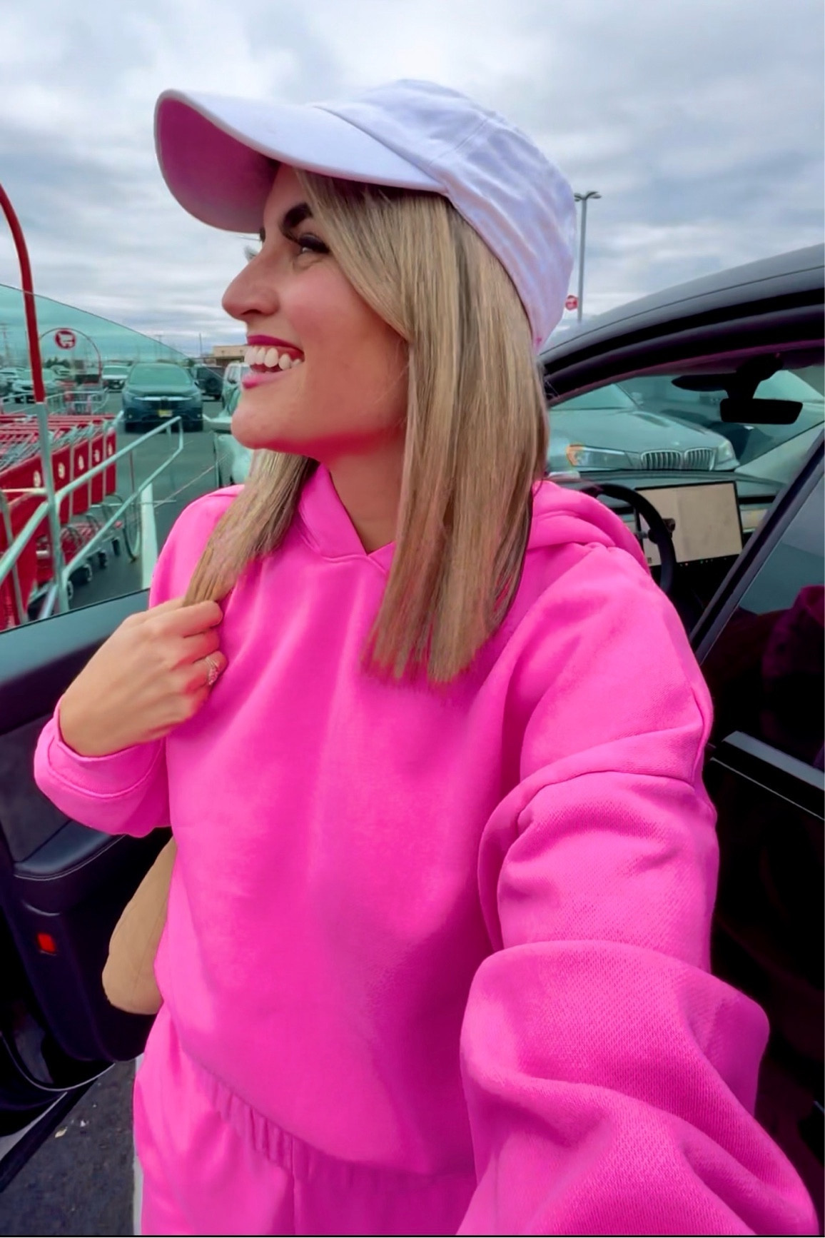 Hot pink set💕💕💕
Valentine’s Day outfit you’ll actually wear

Pink set, loungewear, sweetest, two piece set 

#LTKfindsunder50 #LTKmidsize #LTKMostLoved