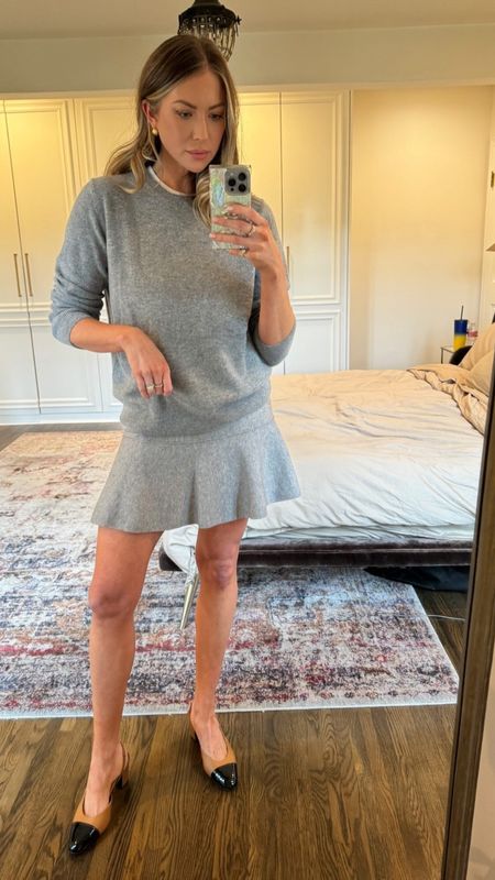 Shop Stacy Schroeder's gray crewneck sweater, caramel colored leather top handle tote bag and similar skirts and cap toe shoes and leather bag

#LTKItBag #LTKStyleTip #LTKFindsUnder100