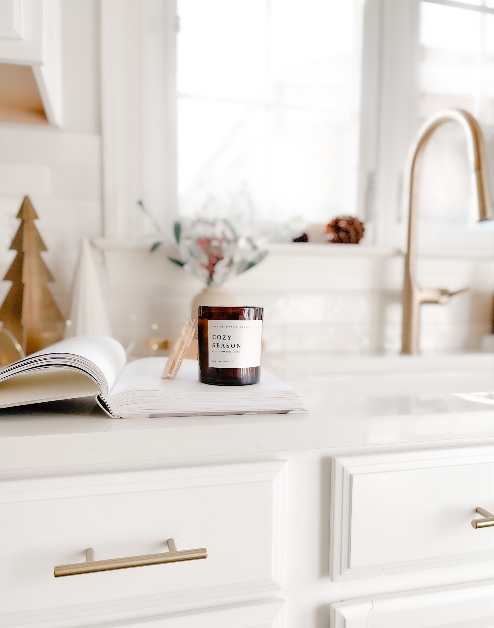 Holiday / Christmas candle 🤎 Christmas kitchen decor

#LTKHoliday #LTKSeasonal #LTKhome