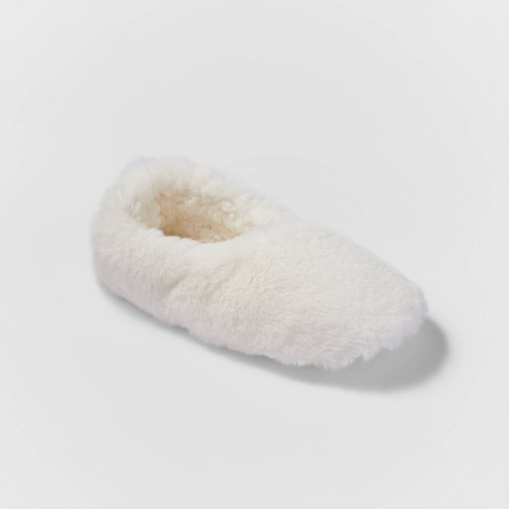 Women's Faux Fur Pull-On Slipper Socks - | Target