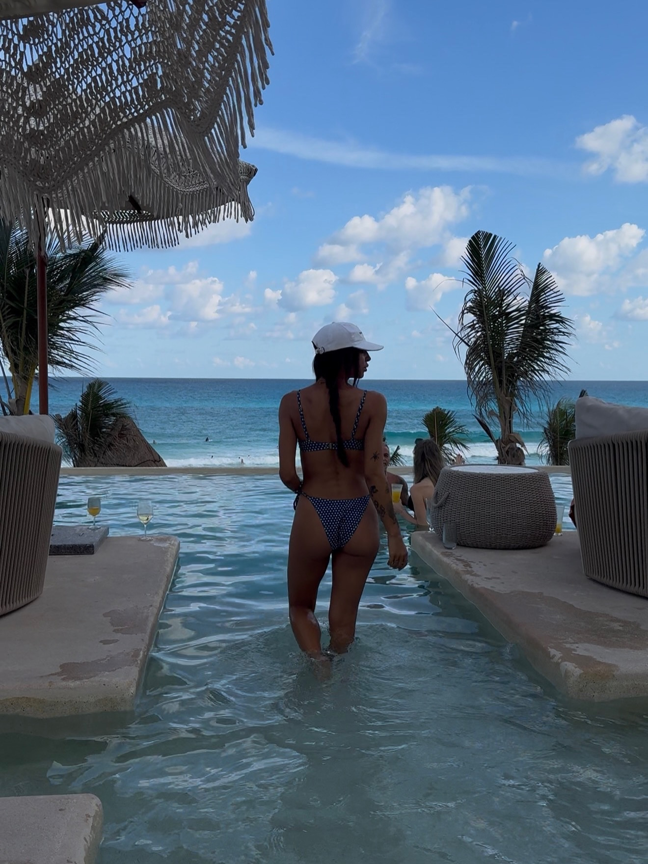 mexico!!! I was unfamiliar with your game 💅🏽🍋‍🟩🌟👙🍸🪪