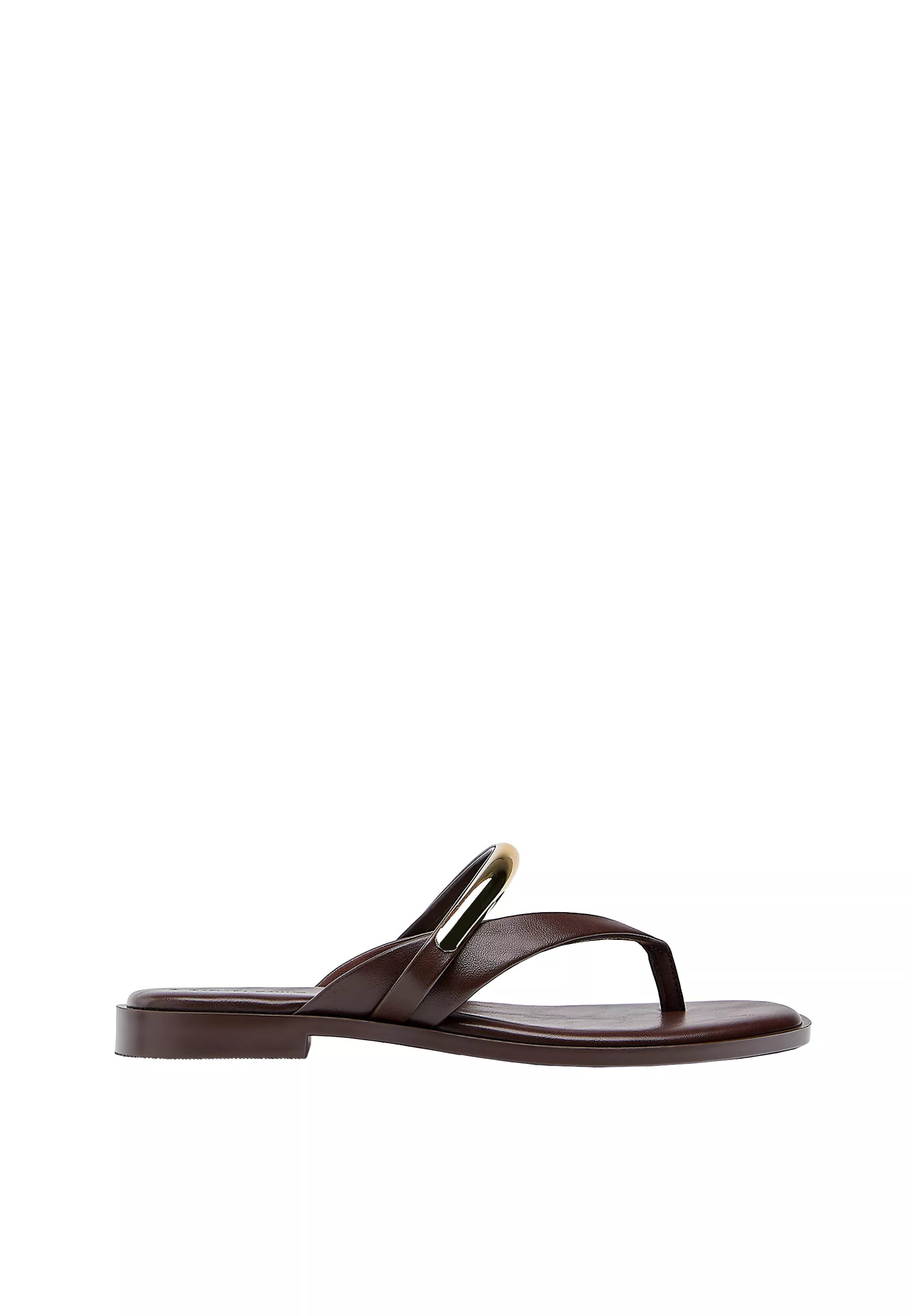 Sandales plates thong détail métal - Sandales femme | Stradivarius France | Stradivarius (FR)