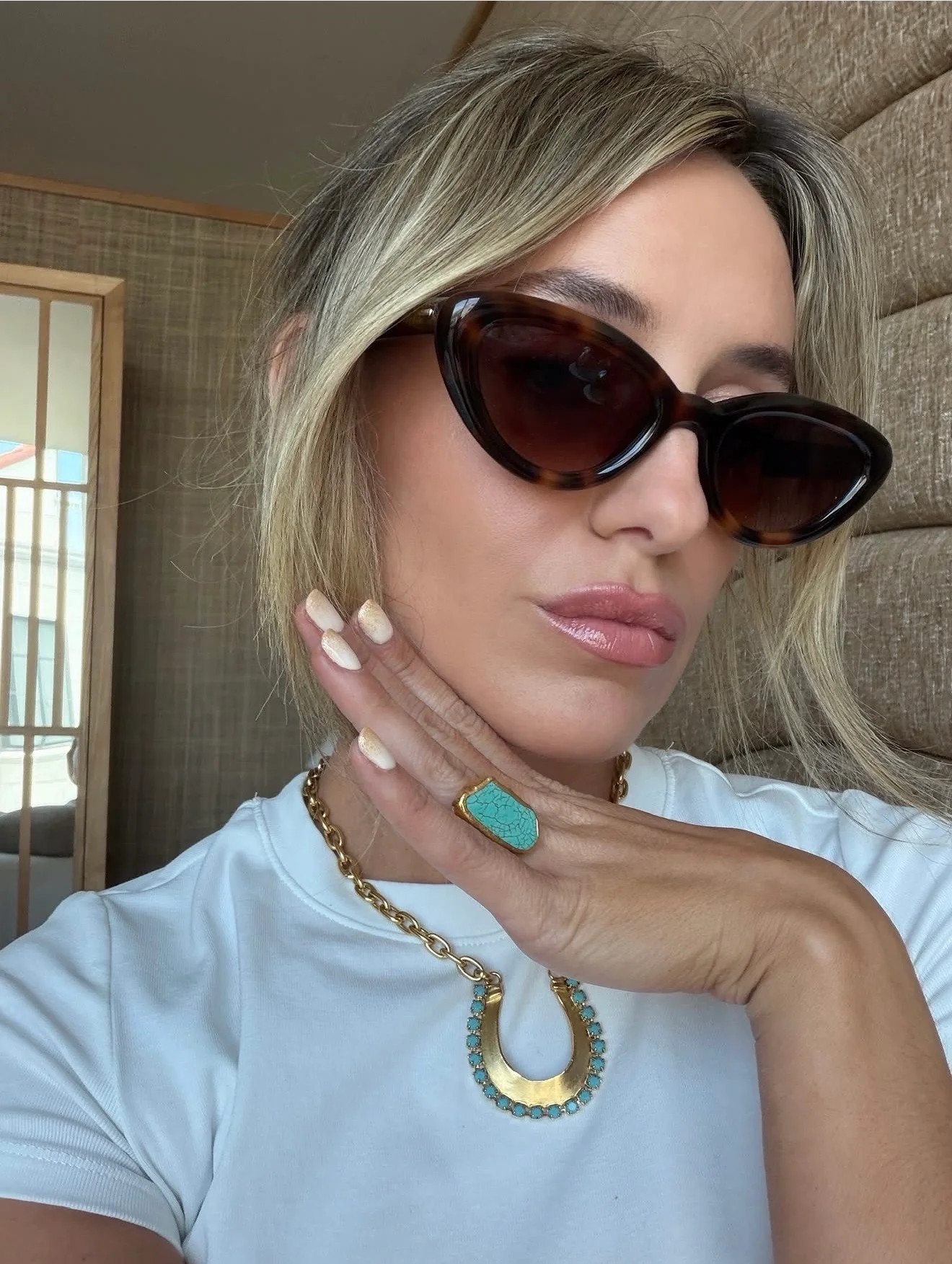 AS SEEN ON LAINEY! Horseshoe Necklace w/ Turquoise Stones | Glitzy Bella