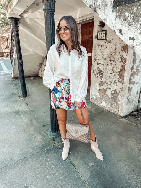 The comfiest shorts in the most fun print! Wearing a medium in my shorts and a small in my top!

Shorts, white top, vacation outfit, beach style, casual outfit, boots, booties 

#LTKSeasonal #LTKstyletip #LTKtravel