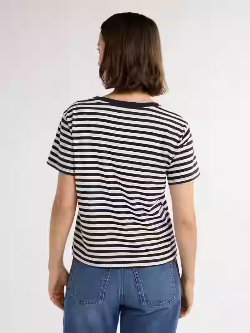 Free Assembly Women's Cotton Cropped Boxy Tee with Short Sleeves, Sizes XS-4X | Walmart (US)