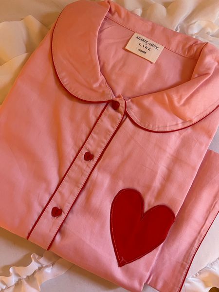 Pjs, lake pjs, matching pj set, pink pjs, cotton pajamas, lounge set

#LTKSeasonal #LTKGiftGuide #LTKunder100