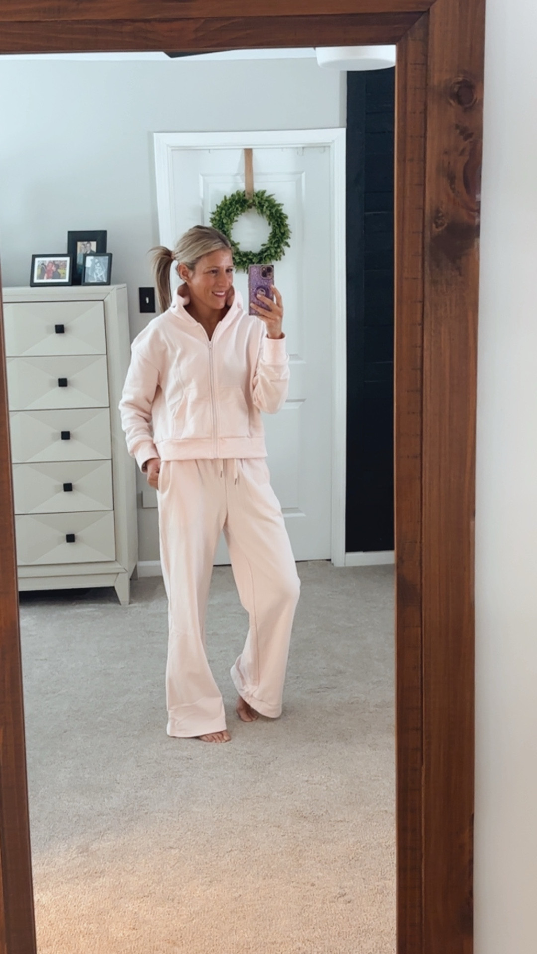 Sweatsuit set 
Matching set 
Wide leg sweatpants 
Zip up hoodie 
Lounge set 
Amazon fashion
Cozy style 
Sweatset 

#LTKmomlife #LTKFindsUnder50 #LTKdayinmylife