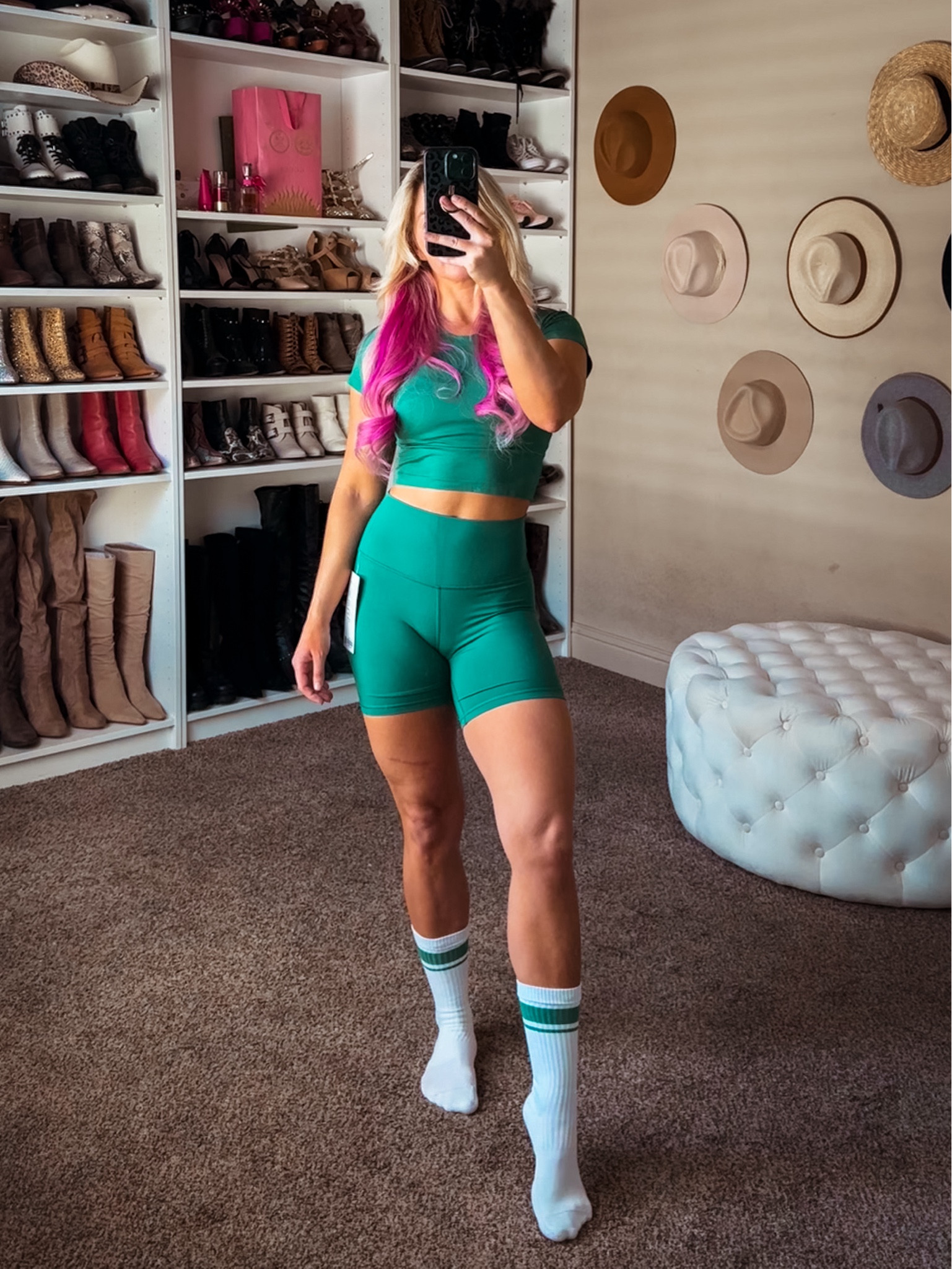 Lululemon Green Cascadia 
Size 6 in the cropped top
Size 4 in the 6” shorts 



#LTKFitness #LTKStyleTip