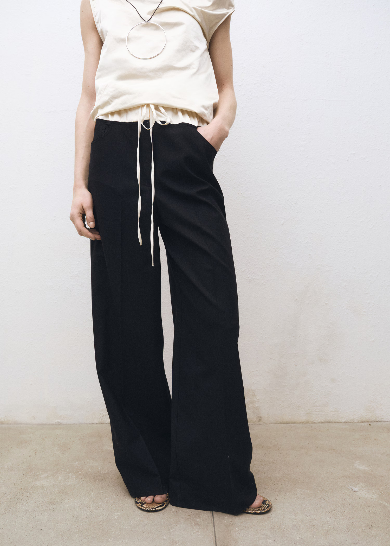 Combined wool-blend jogger pants - Women | MANGO USA | Mango (US/MX/AU)