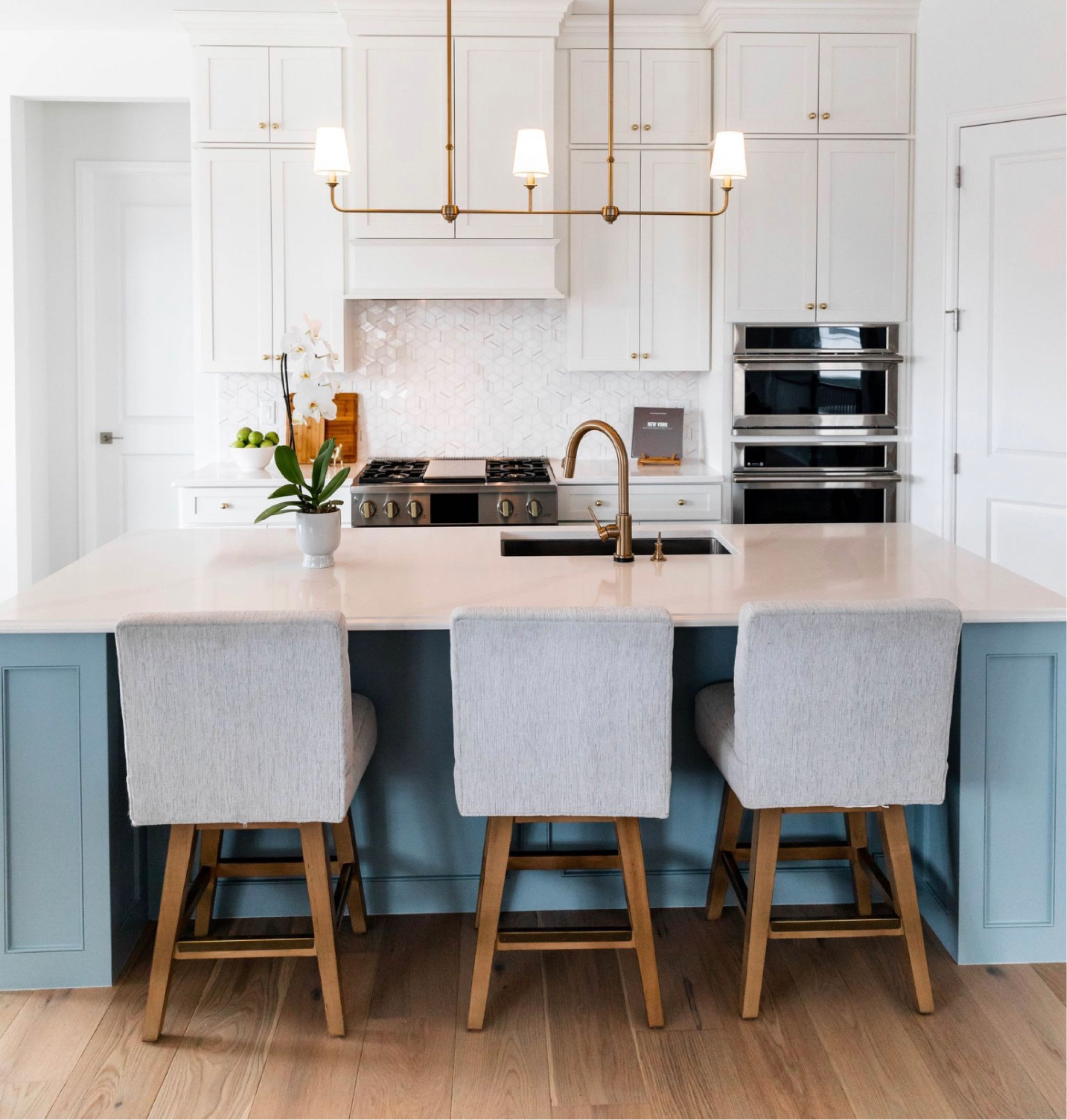 My counter stools are on sale! Get them before the 4th of July sales ends. 

#LTKhome #LTKFind #LTKsalealert