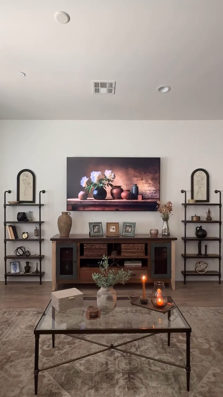 •
𝐇𝐞𝐥𝐥𝐨 𝐆𝐨𝐫𝐠𝐞𝐨𝐮𝐬!
Who would’ve thought I’d love the look of glass in my living room as much as I do! The warm bronze metal frame and tempered glass of the Madison Park Porter coffee table has transformed my living room. It has made my space light and airy. Plus it feels so much larger. Madison Park’s Porter coffee table creates a casual yet elegant vibe in my living room and I’m loving it!
•
•
#coffeetable 
#coffeetabledecor 
#homedecorideas 
#homedecoration

#LTKHome #LTKdayinmylife #LTKSaleAlert