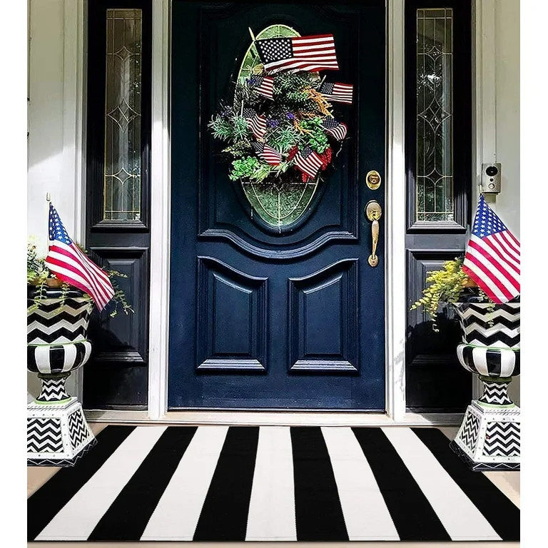 iOhouze Outdoor Rug Black and White Striped Rug 27.5 x 43 Inches Cotton Hand-Woven Reversible Fol... | Walmart (US)
