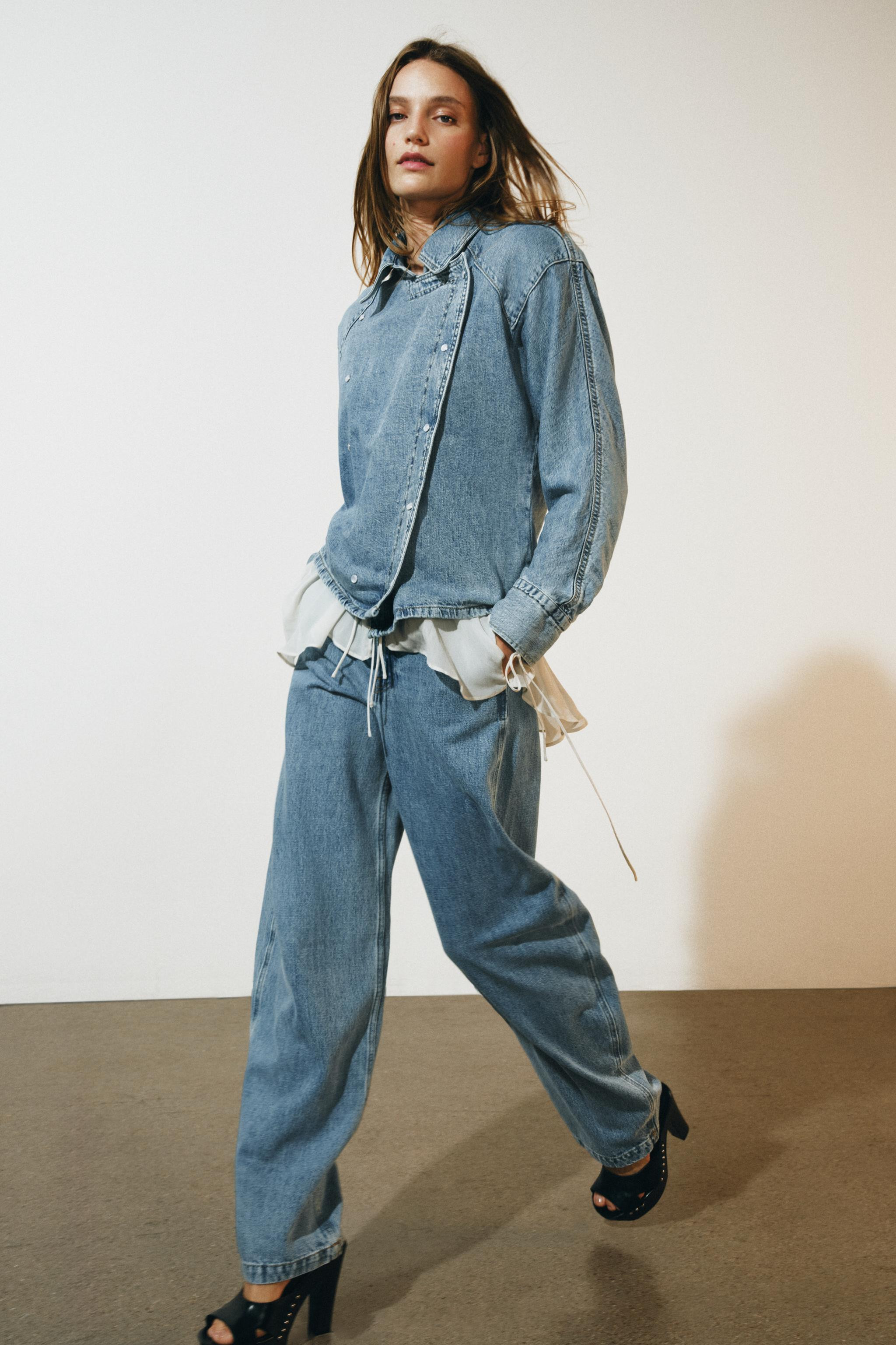 ZW COLLECTION HIGH-RISE BALLOON JEANS | Zara US
