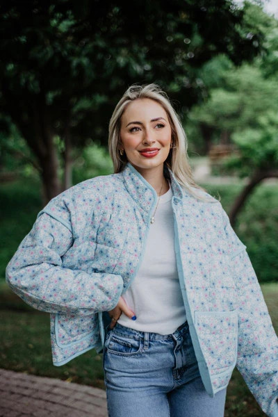 Light Blue Dainty Floral Lightweight Quilted Jacket | Katydid